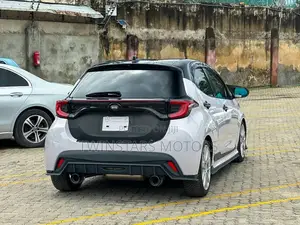 Toyota Yaris 2020 White