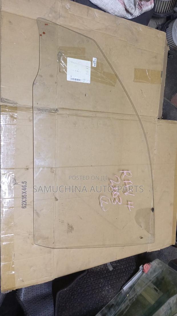 Door Glass Toyota Rav4 Aca21 Front Left