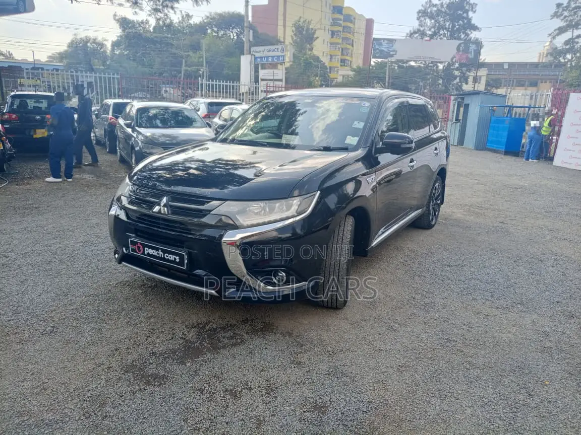 Mitsubishi Outlander 2015 Black