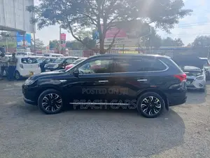 Mitsubishi Outlander 2015 Black