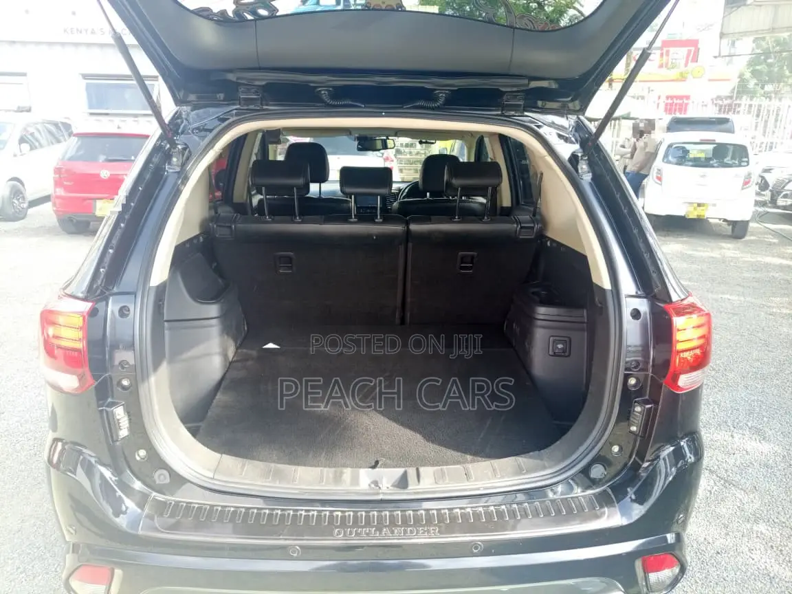 Mitsubishi Outlander 2015 Black