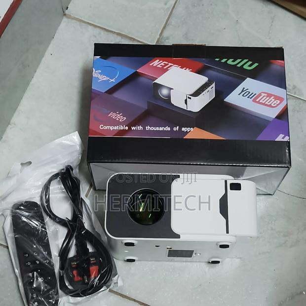 Home, School, Church and Pub Smart Android Projector Resolution T6