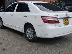 Toyota Premio 2013 White