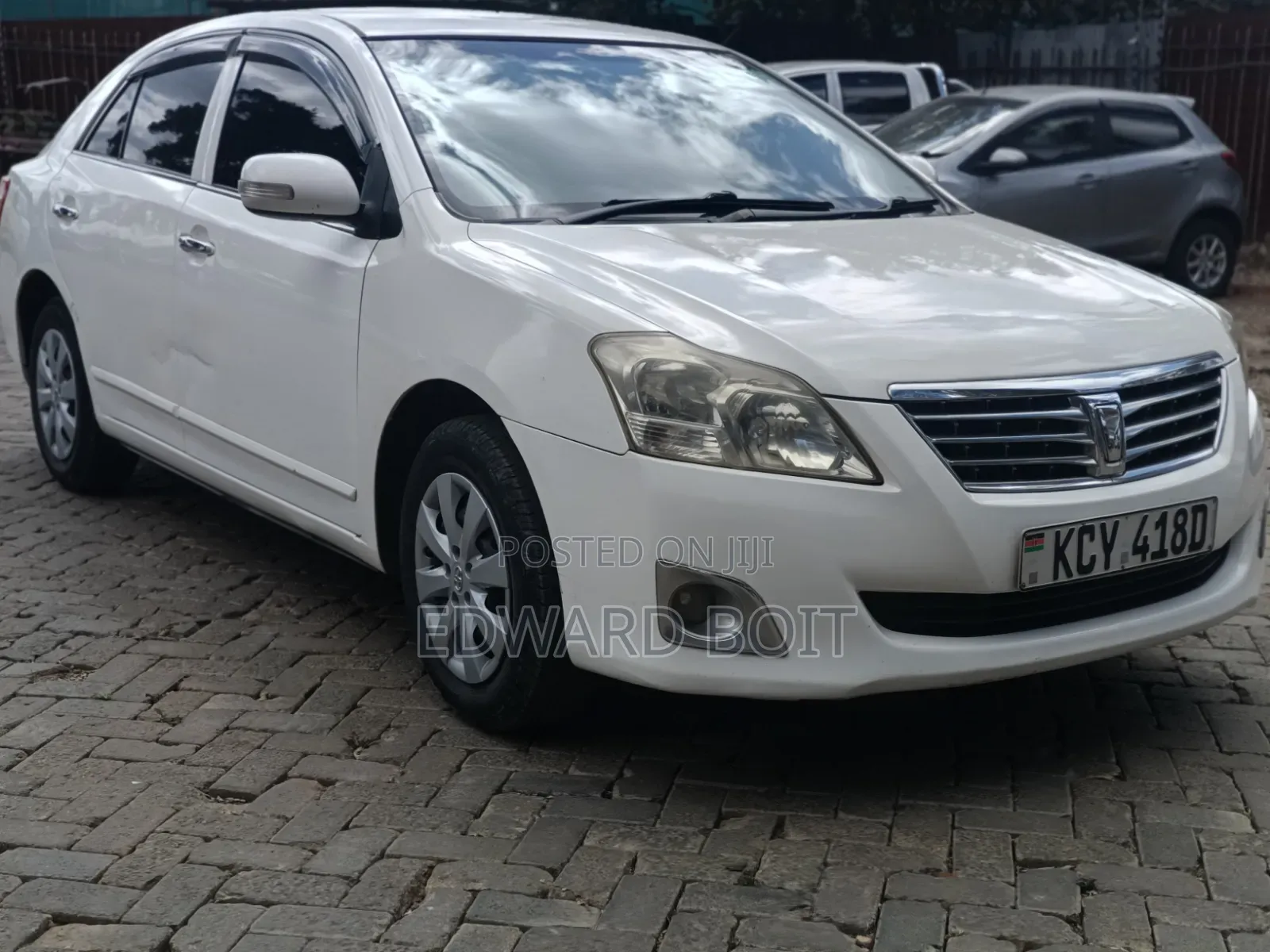Toyota Premio 2013 White