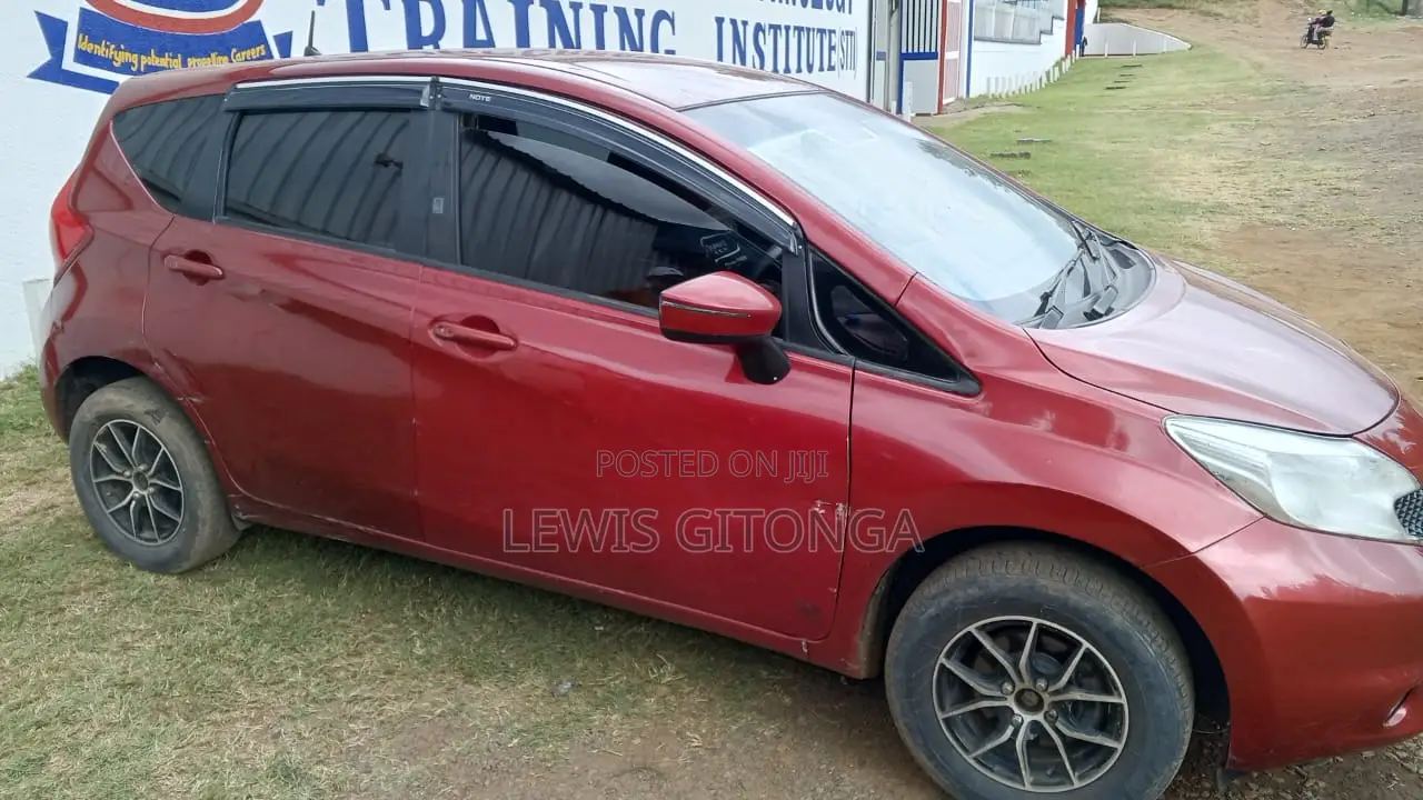 Nissan Note 1.2 Petrol 2015 Red
