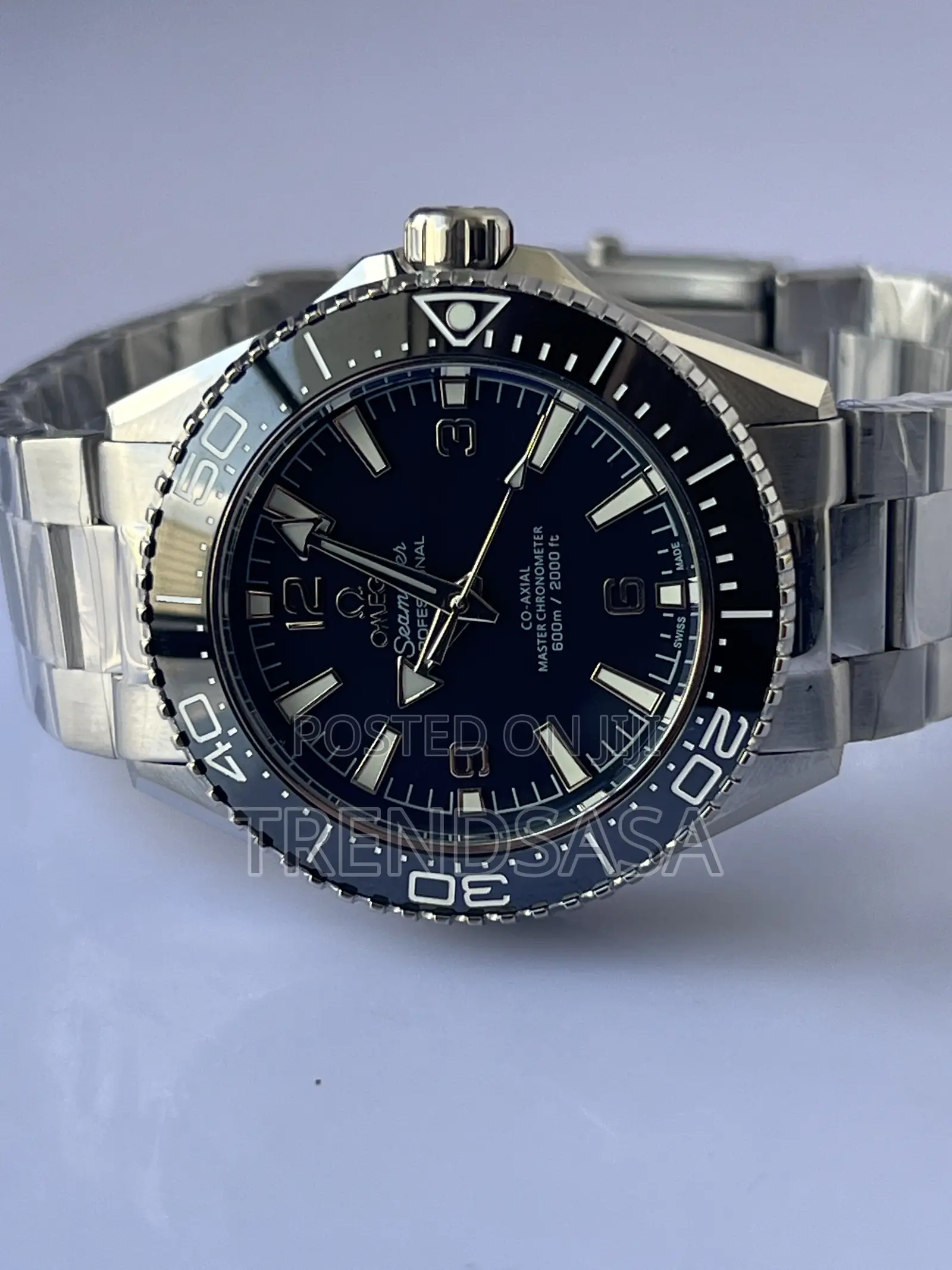 Omega Seamaster Planet Ocean 600 M Master Chronometer No-Date Version