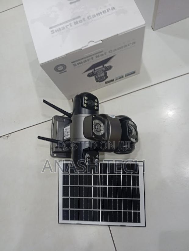 Colored Night Vision 2mp 4g PTZ Rotating Triple Lens Solar Camera