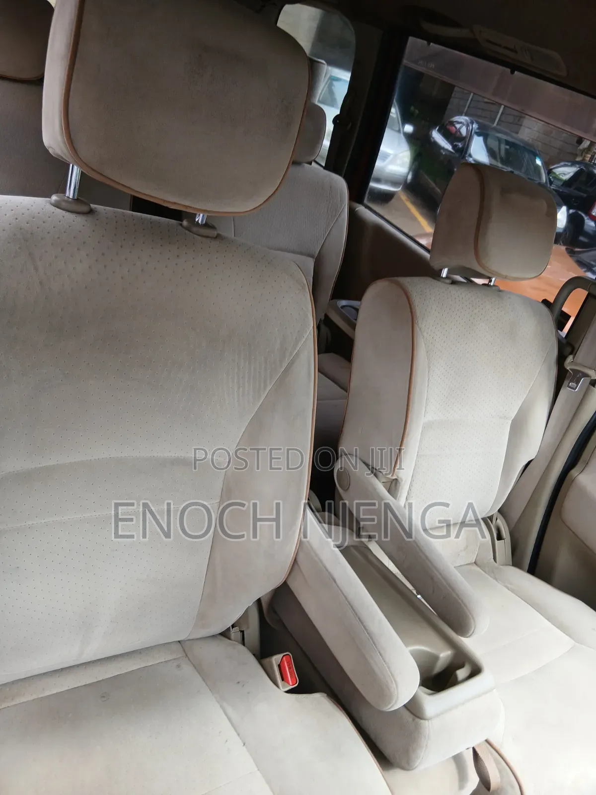 Nissan Serena 2013 Maroon