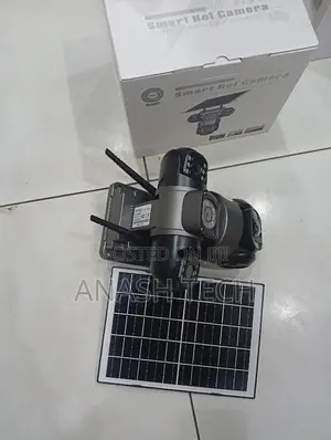 Smooth Pan and Tilt Monitoring 2mp 4g PTZ Triple Lens Solar Camera