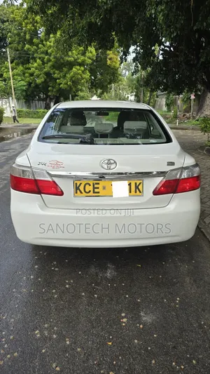 Toyota Premio 2009 White