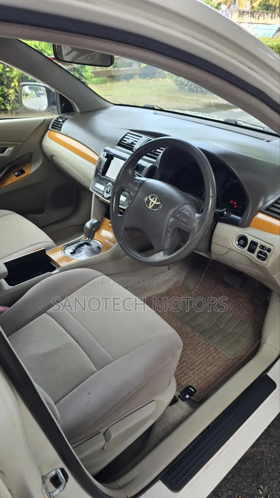 Toyota Premio 2009 White