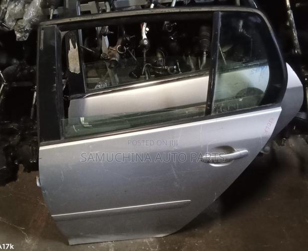 Door Volkswagen Golf Rear Left
