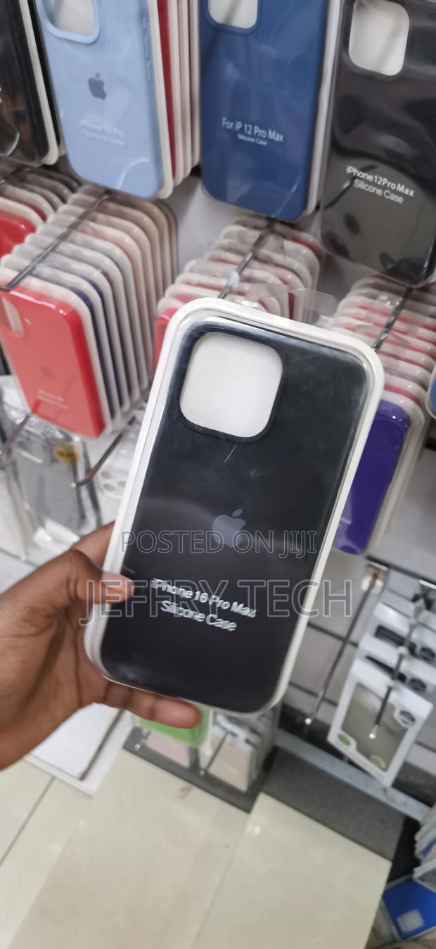 iPhone 16 Pro Max : Microfiber Lining Cover - thumbnail 2