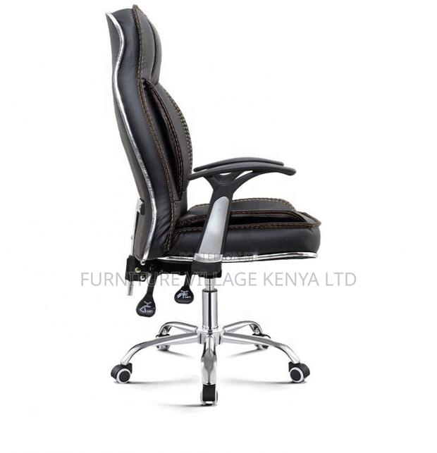 Comfortable Leather Ergonomic Office Chair - thumbnail 3