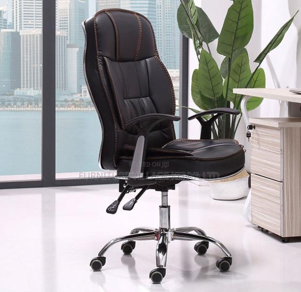 Comfortable Leather Ergonomic Office Chair - thumbnail 9