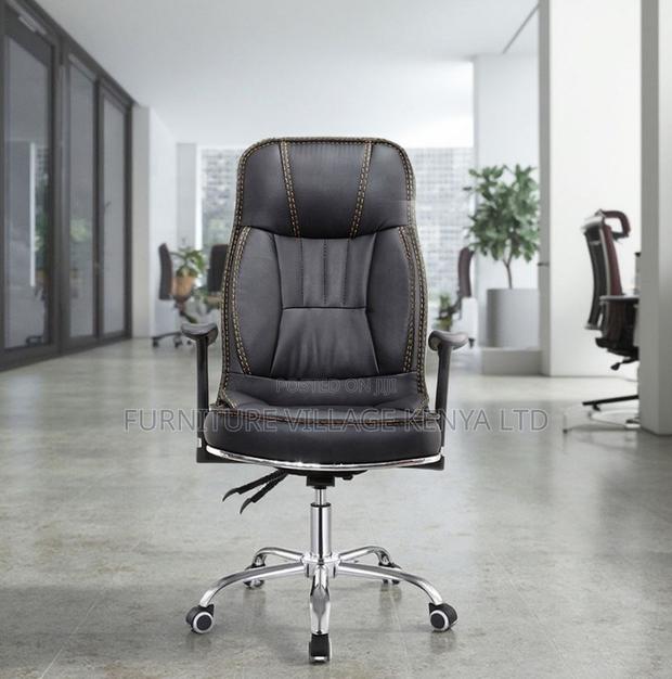 Comfortable Leather Ergonomic Office Chair - thumbnail 12