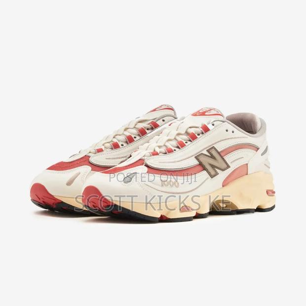 New Balance 1000 'Astro Dust'