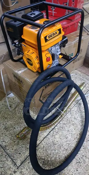 Dera Petrol Concrete Vibrator