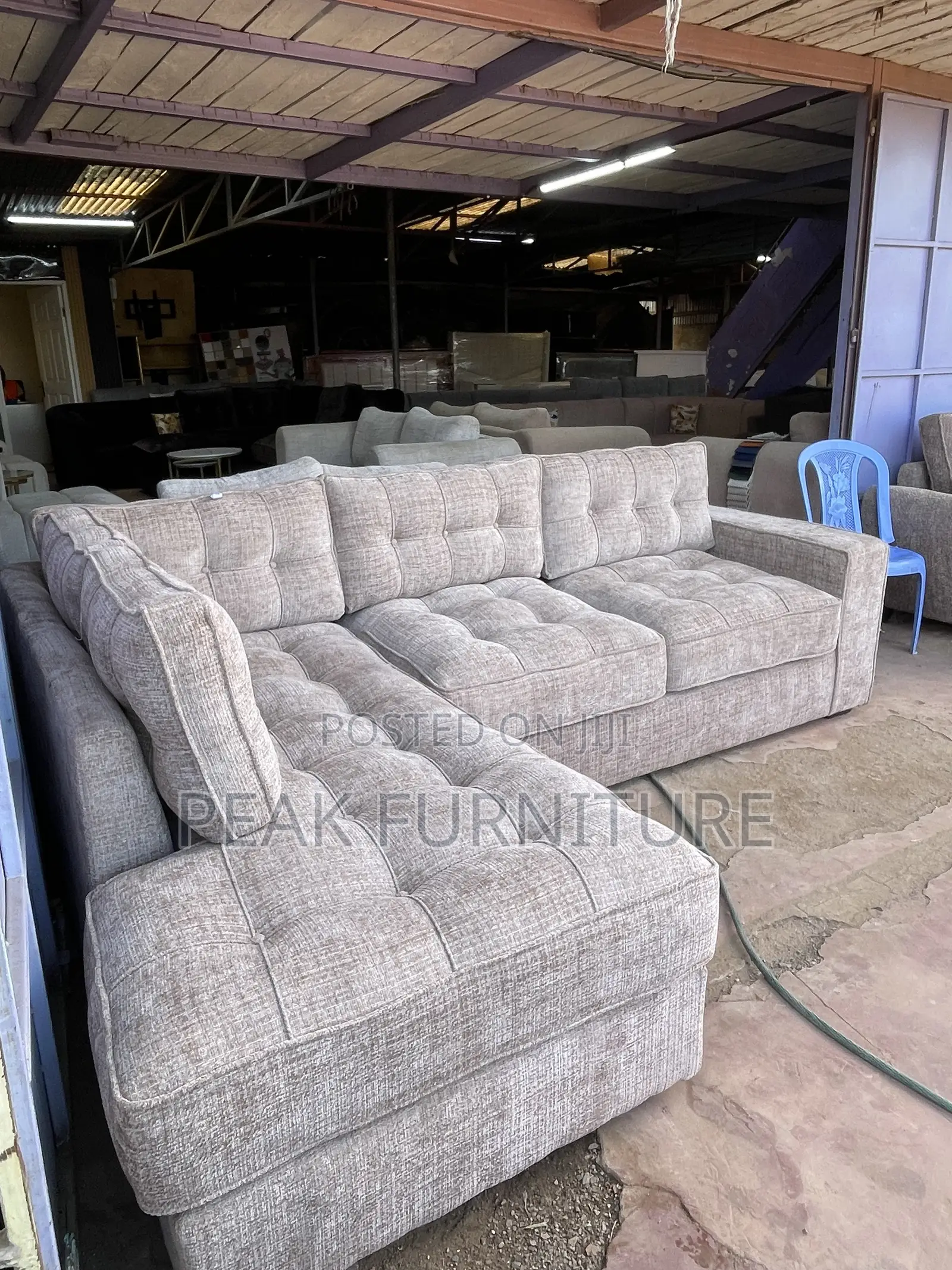 Luxury 6 Seater Lseat
