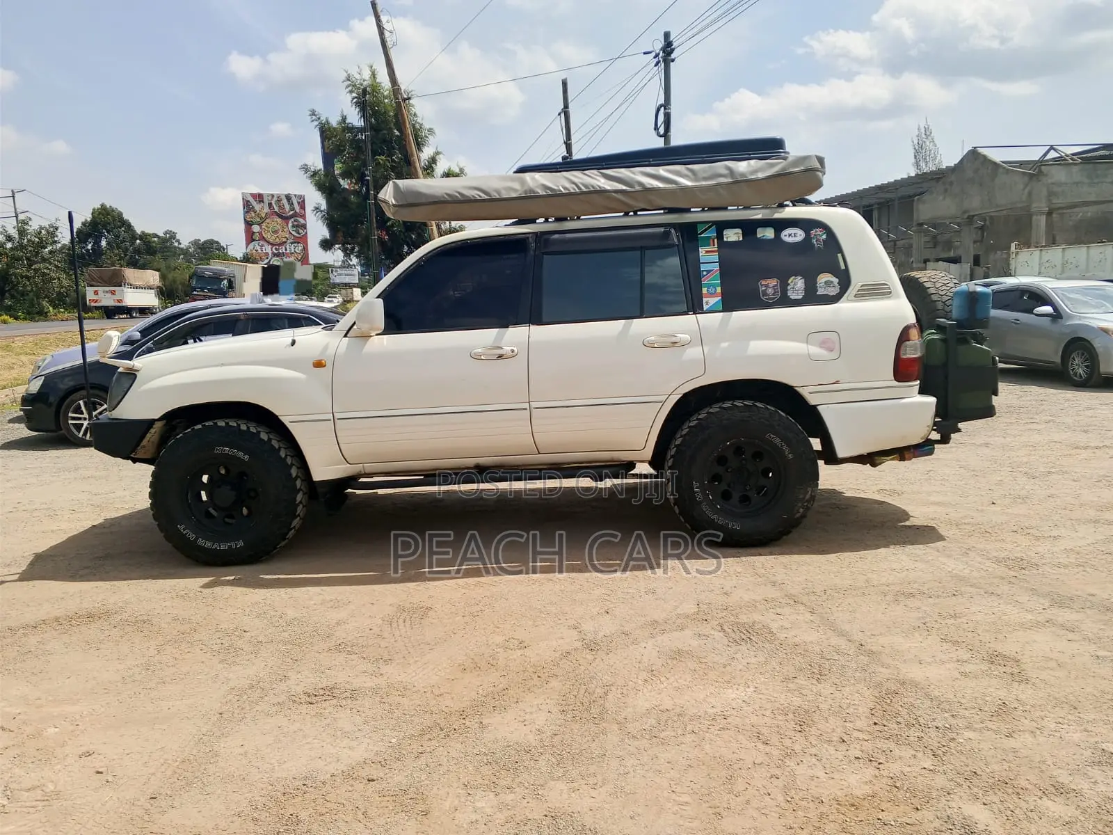 Toyota Land Cruiser Prado 2000 White