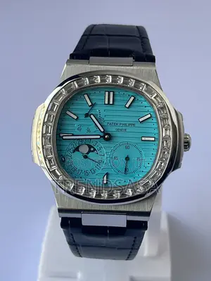 Patek Philippe Nautilus Moon Phase 5712g Diamond Bezel