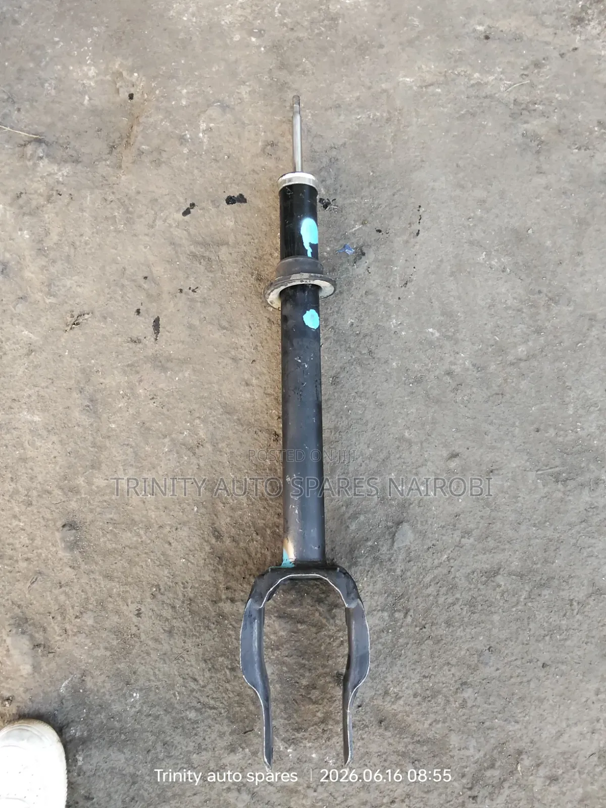 Original Ex Uk Mercedes-Benz Ml 350 Front Shock Absorbers Available