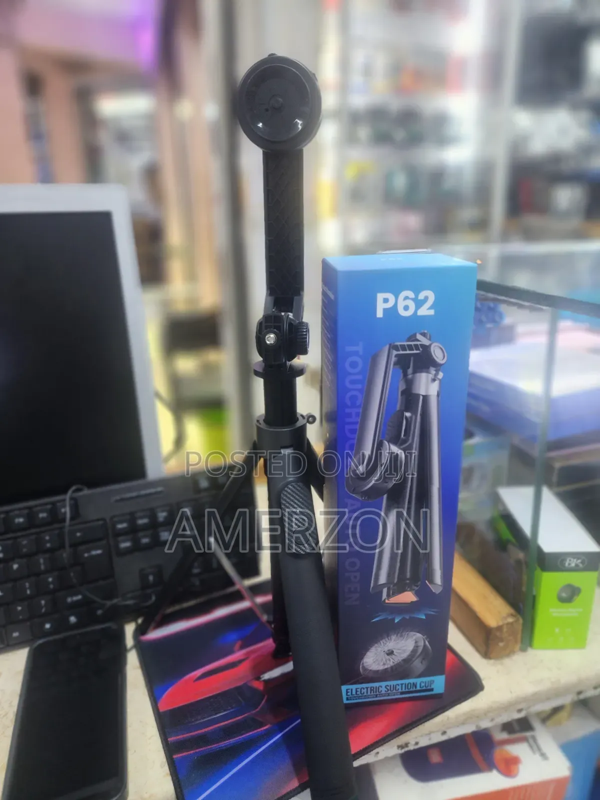 P62 Selfie Stick Tripod