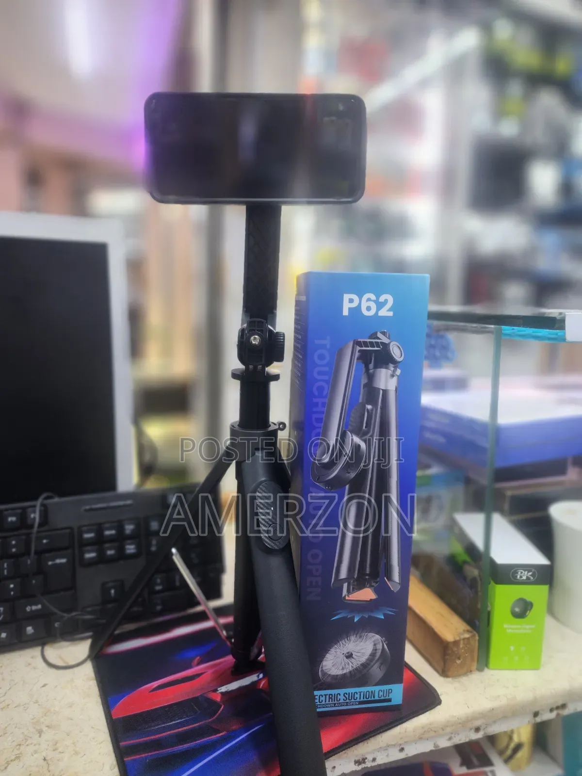 P62 Selfie Stick Tripod
