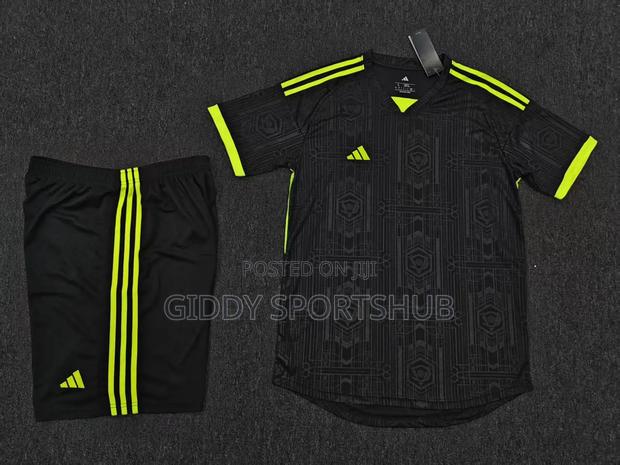 Original Adidas Football Playing Kit