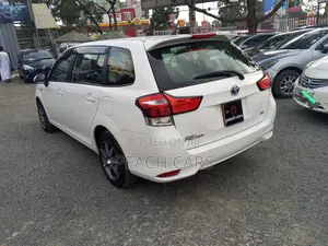 Toyota Corolla Fielder 2019 White