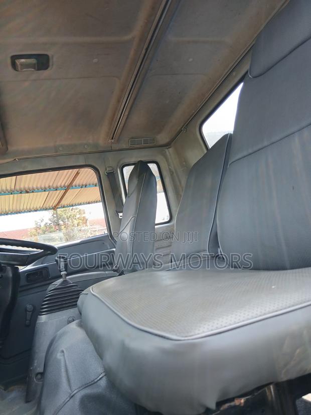 Isuzu FVZ 2009 - thumbnail 8