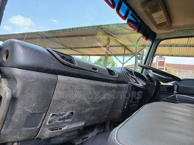 Isuzu FVZ 2009 - thumbnail 10