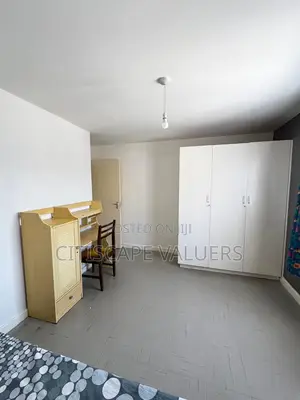 3bdrm Apartment in Nyayo Estate for sale