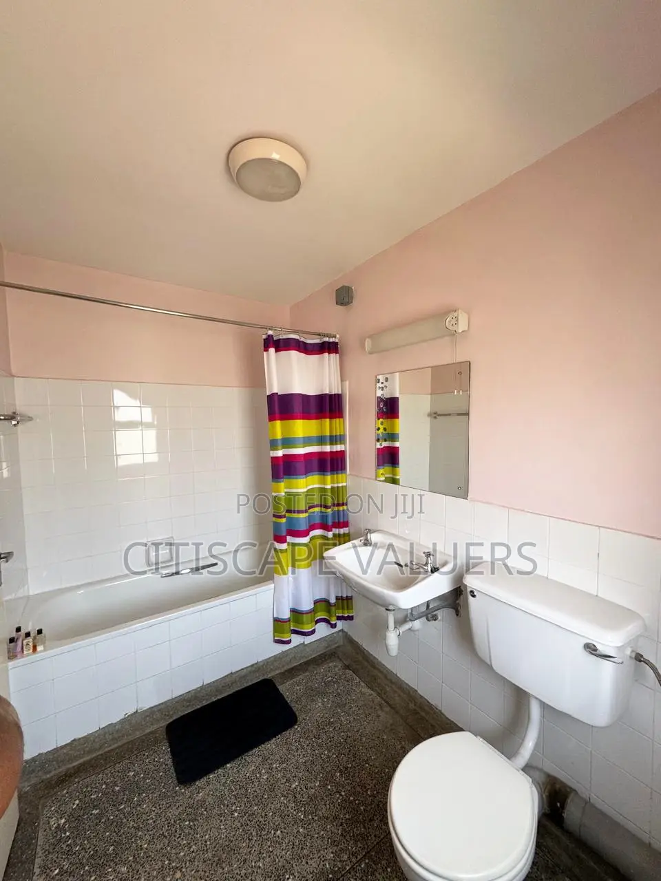 3bdrm Apartment in Nyayo Estate for sale