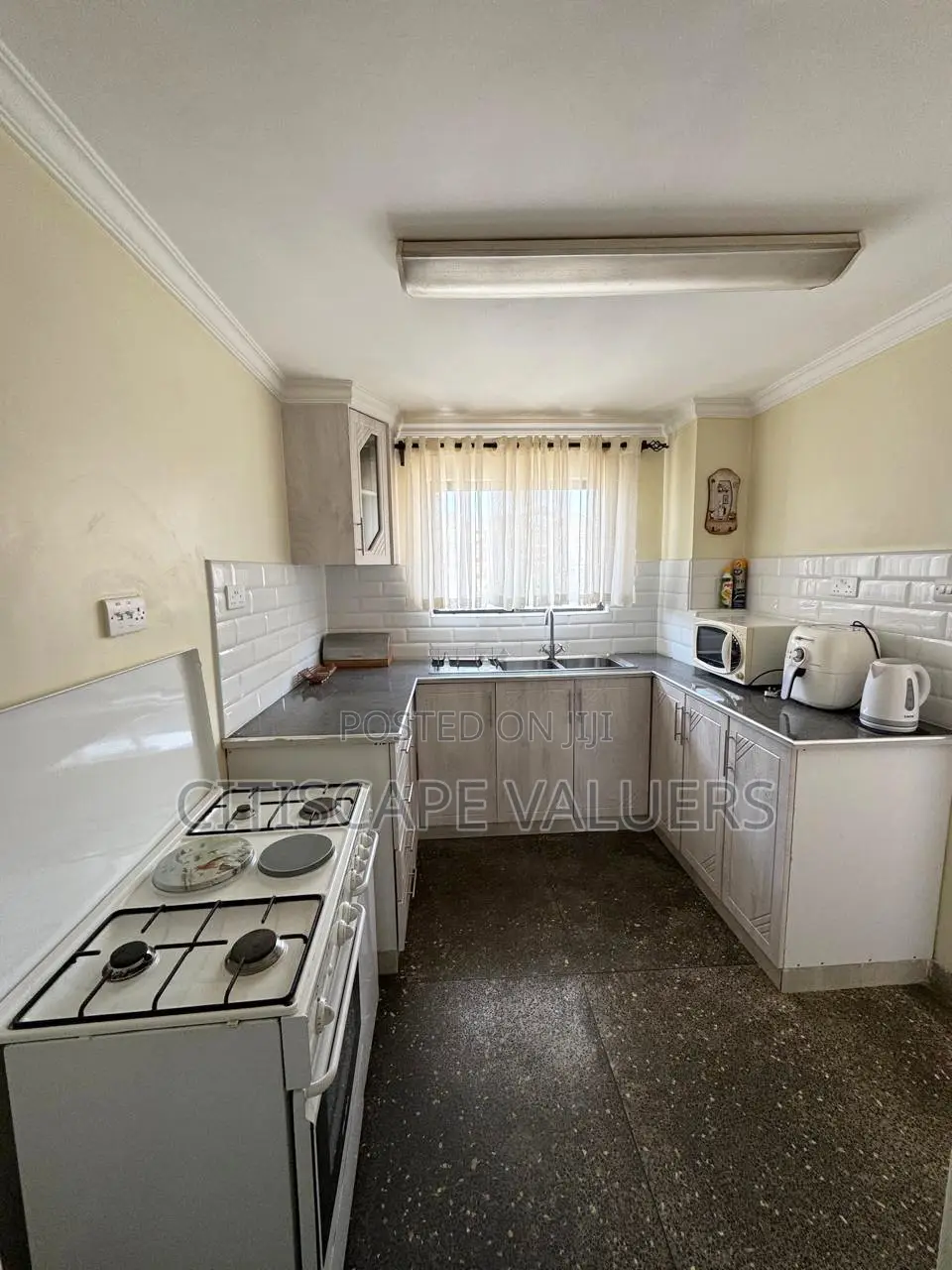 3bdrm Apartment in Nyayo Estate for sale