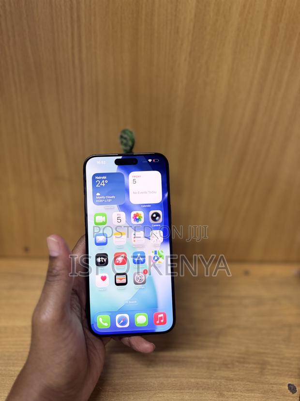 Apple iPhone 15 Pro Max 256 GB Blue - thumbnail 2