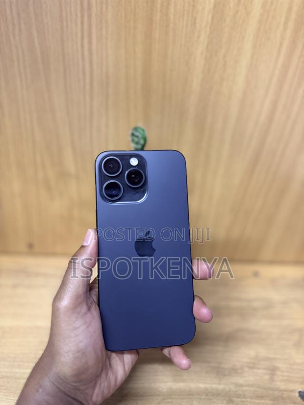Apple iPhone 15 Pro Max 256 GB Blue - thumbnail 3