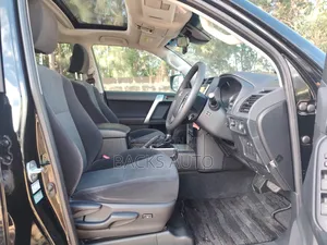 Toyota Land Cruiser Prado 2.7 2019 Black