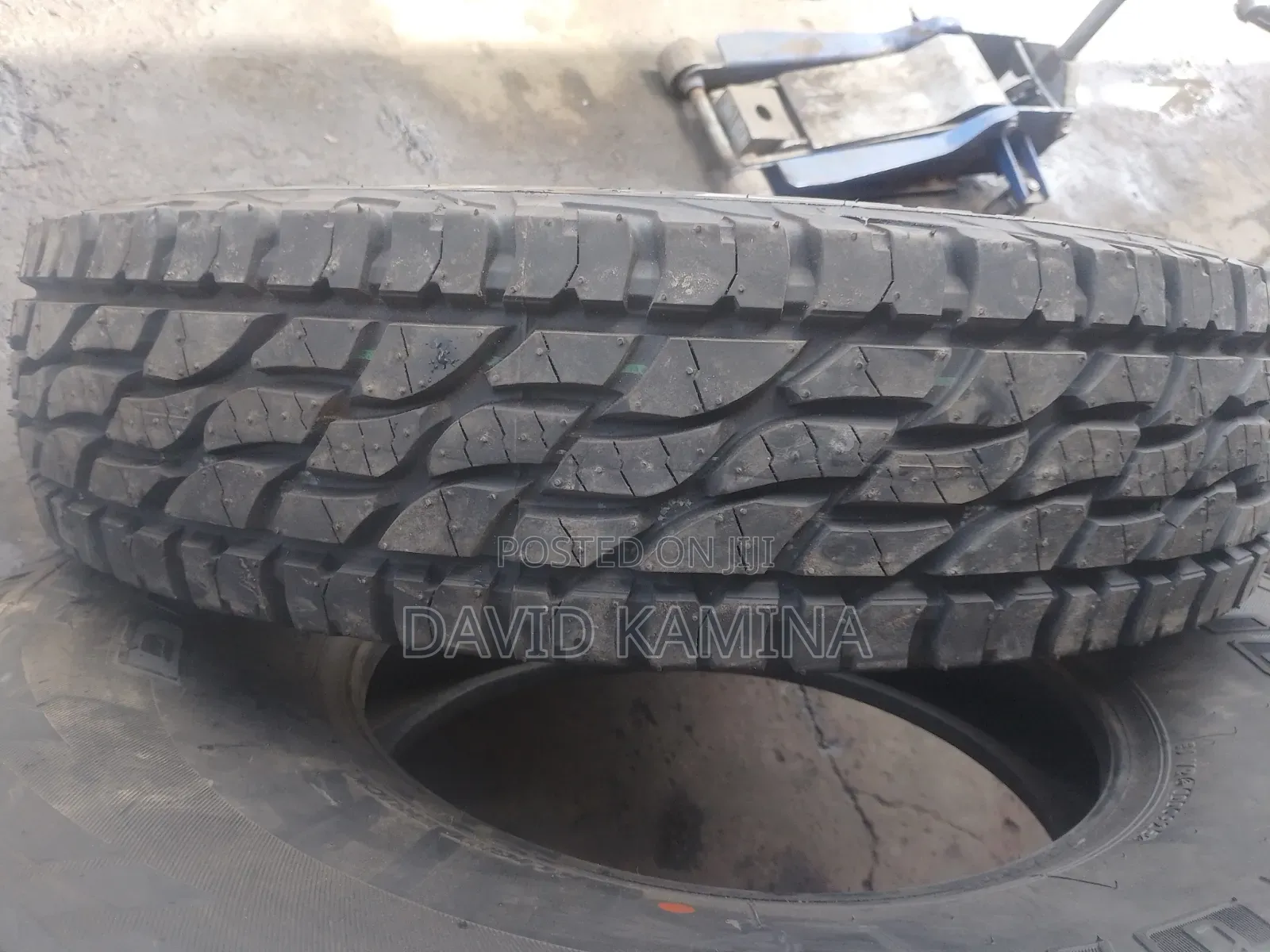 225/95 R 16 Bridstone a/T