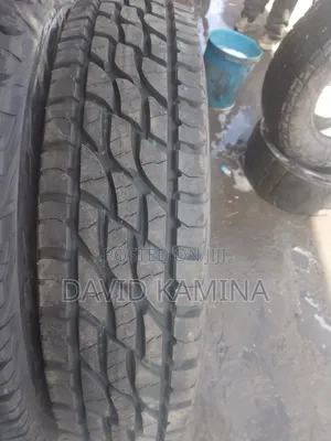 225/95 R 16 Bridstone a/T