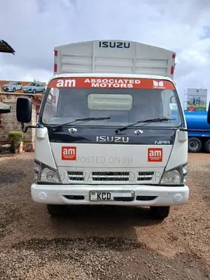 Isuzu NPR 2014