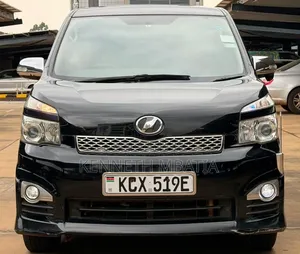 Toyota Voxy 2012 Black
