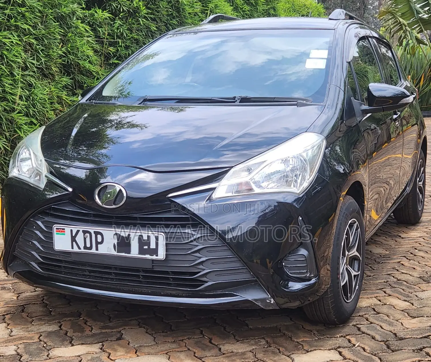 Toyota Vitz 2018