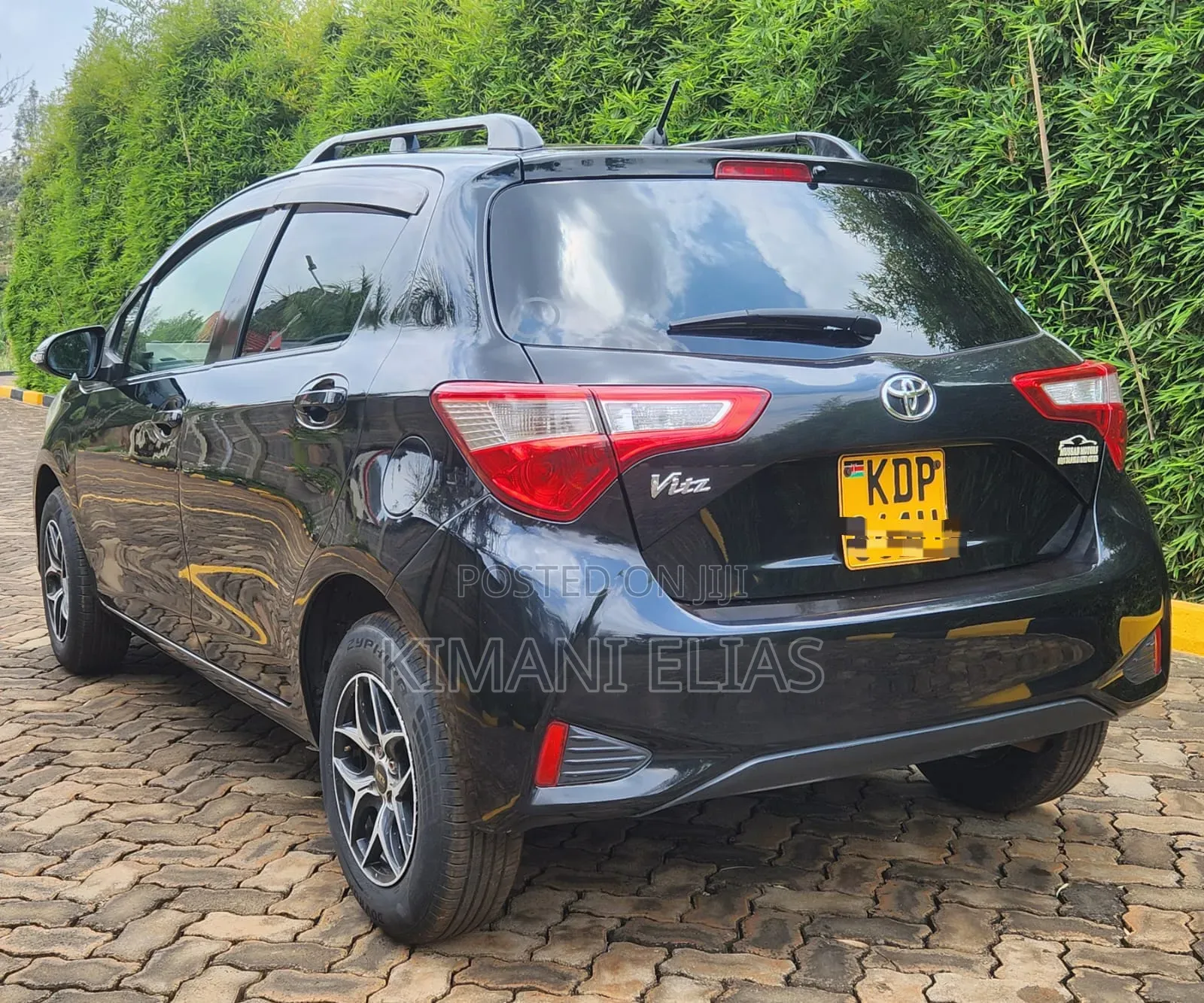 Toyota Vitz 2018 Black