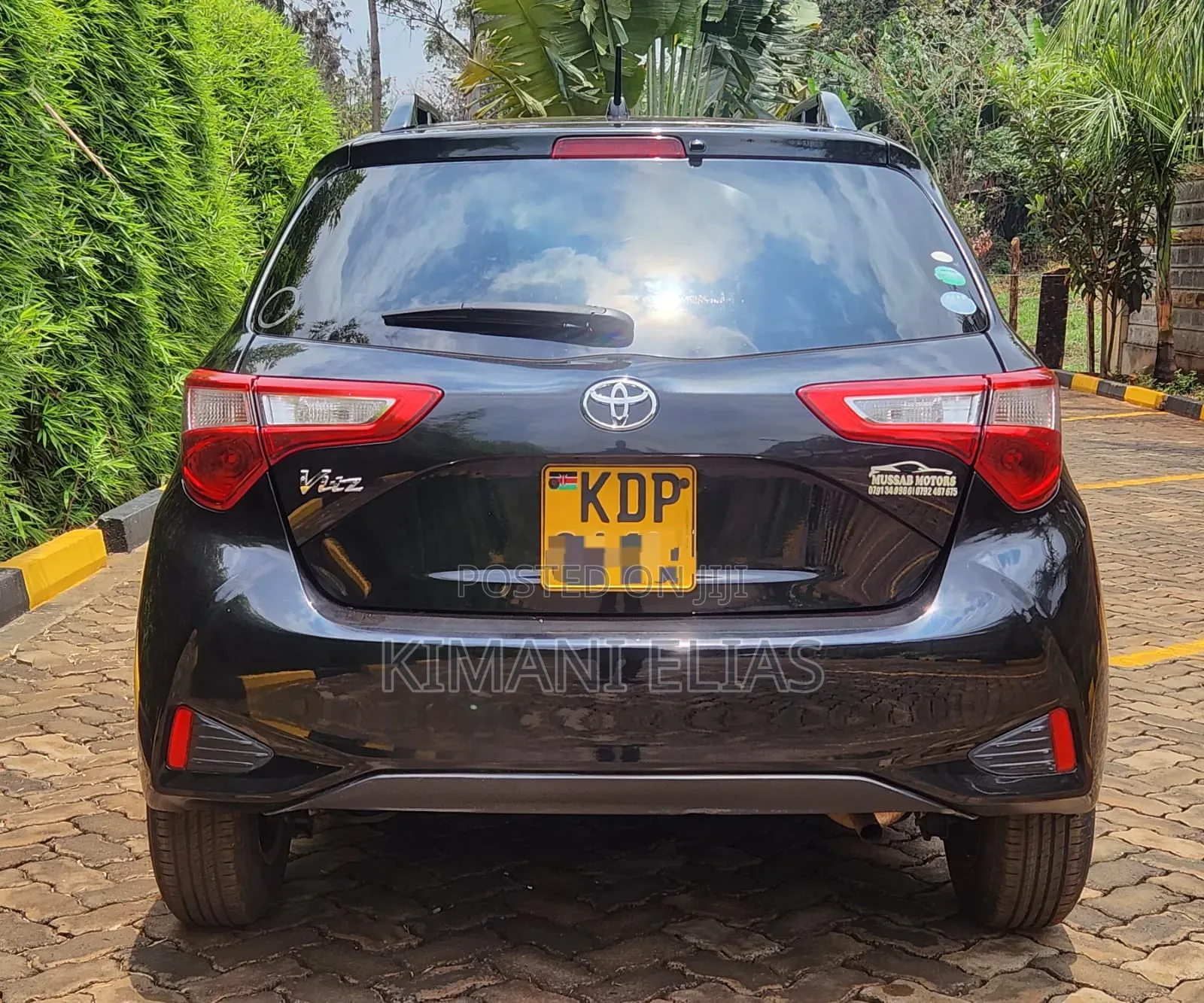 Toyota Vitz 2018 Black