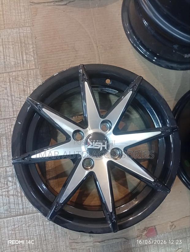 14-Inch 4-Lug Dual-Tone Sports Alloy Wheel - Star