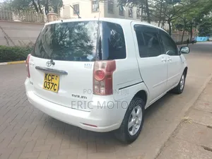 Toyota Raum 2005 White