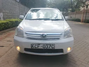 Toyota Raum 2005 White