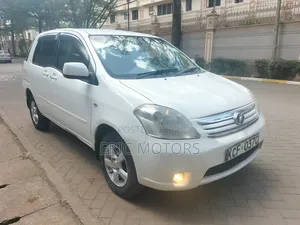 Toyota Raum 2005 White