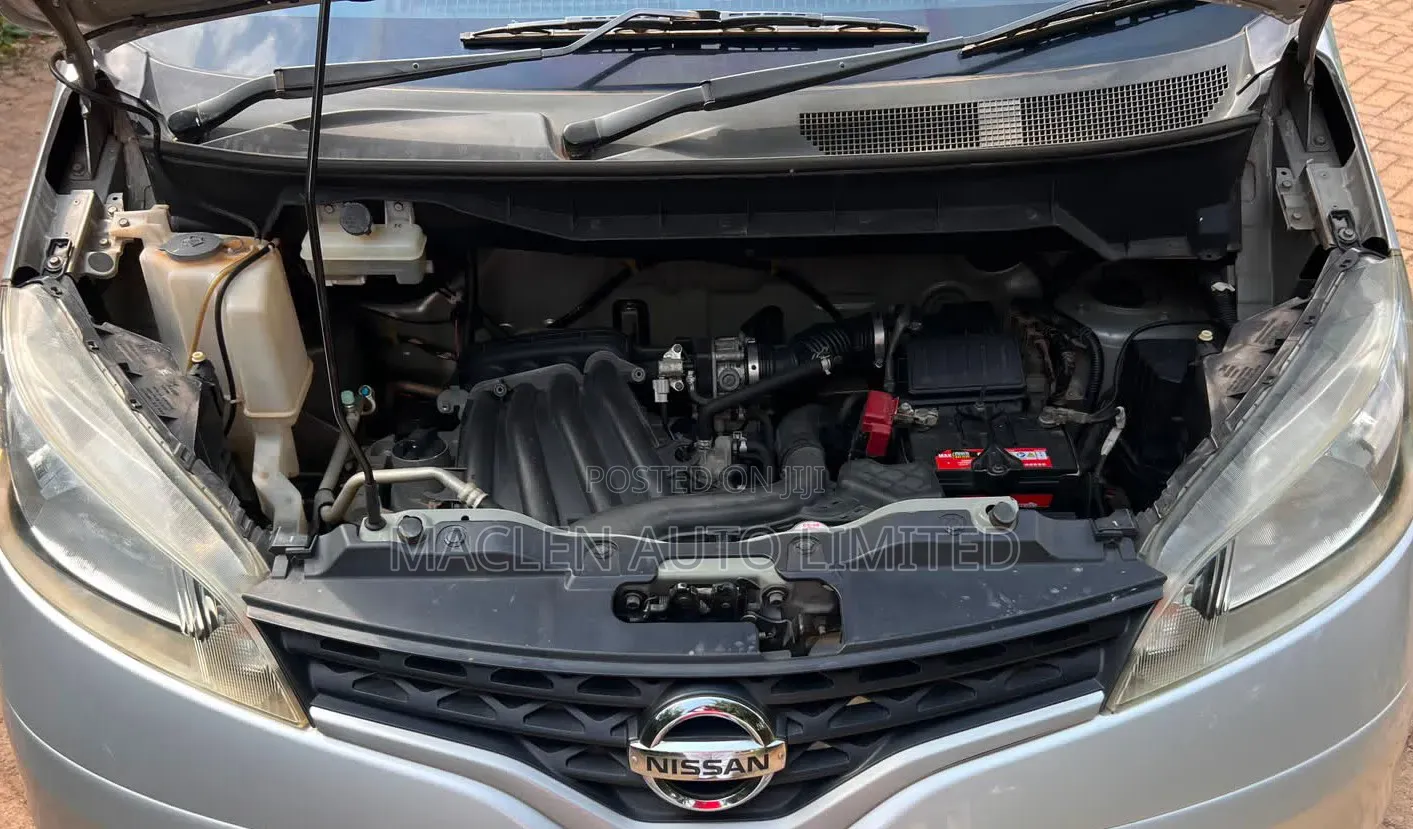 Nissan NV200 2018 Silver